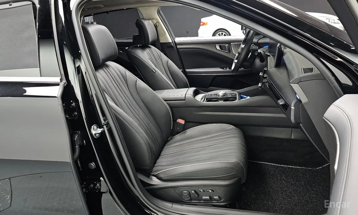 Фото 10 - Kia K8