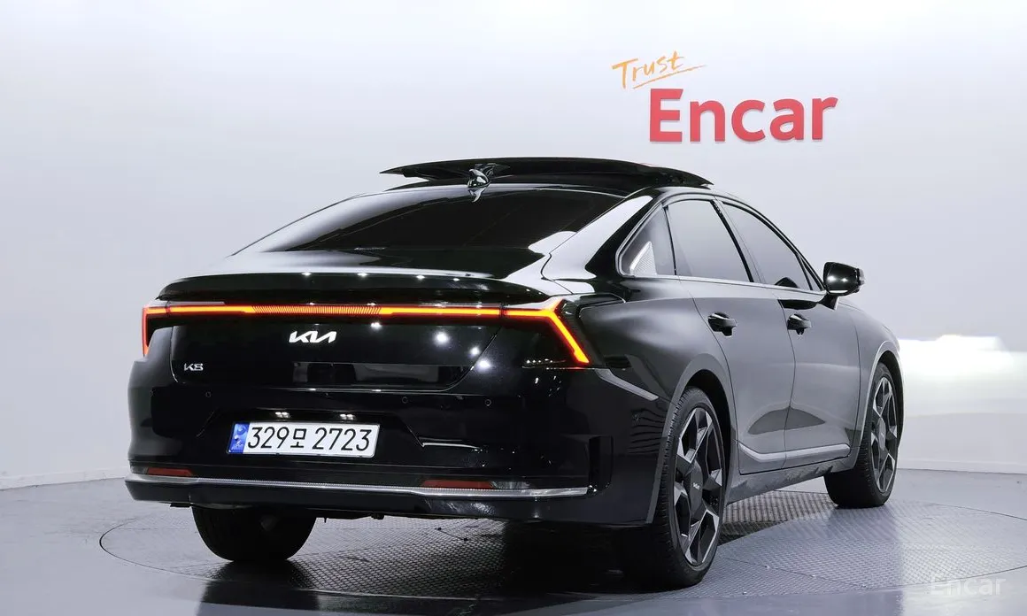 Фото 2 - Kia K8