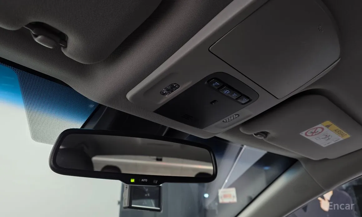 Фото 19 - Toyota Camry