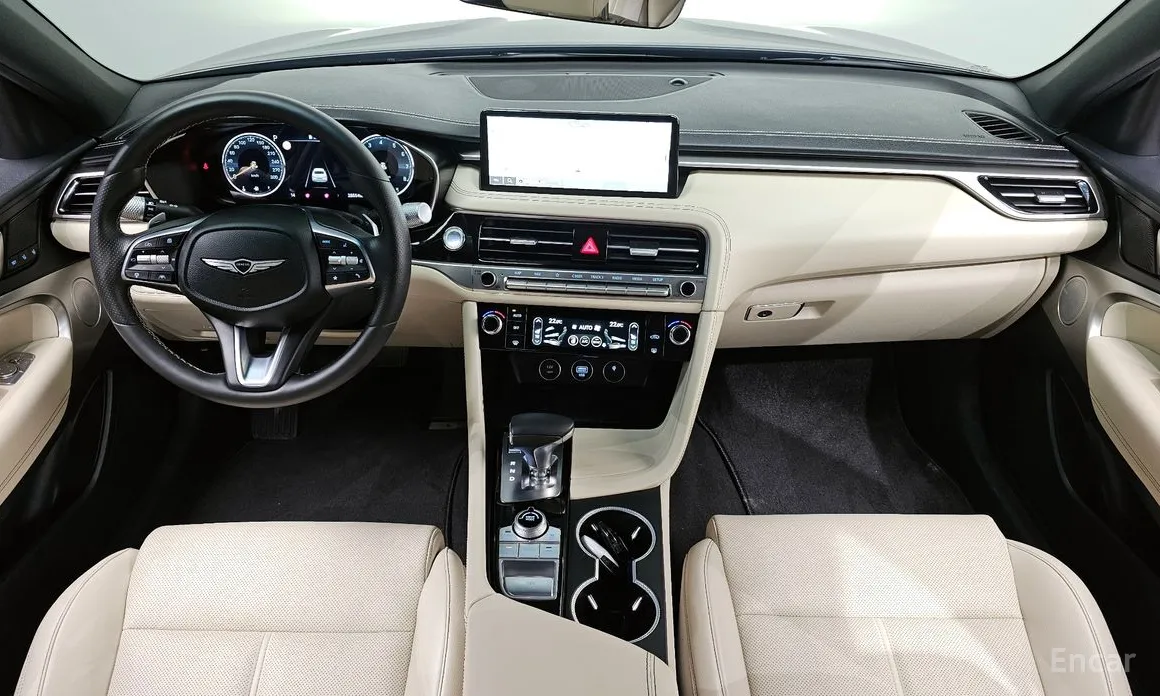 صورة 7 - Genesis G70