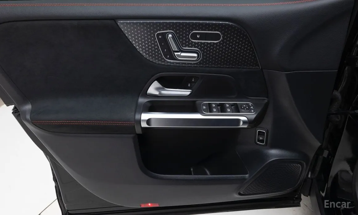 Mercedes-Benz GLB-Class 2020 GLB250 4MATIC