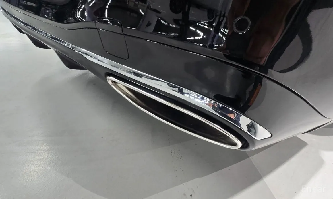 Фото 10 - Mercedes-Benz S-Class