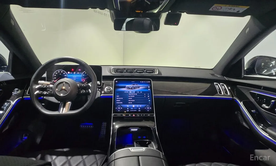 Фото 16 - Mercedes-Benz S-Class