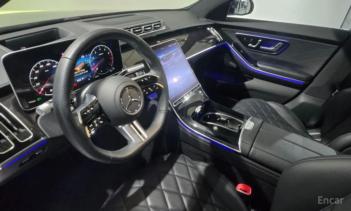 Фото 18 - Mercedes-Benz S-Class