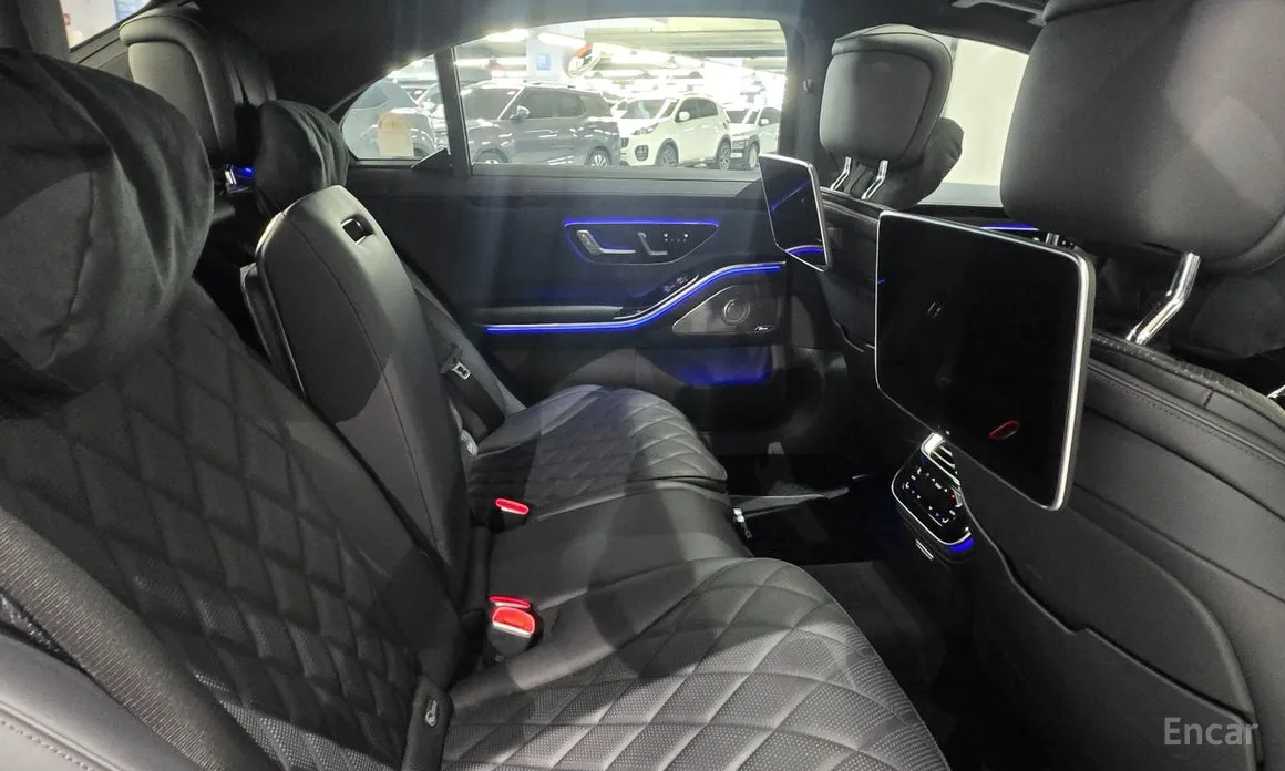 Фото 19 - Mercedes-Benz S-Class