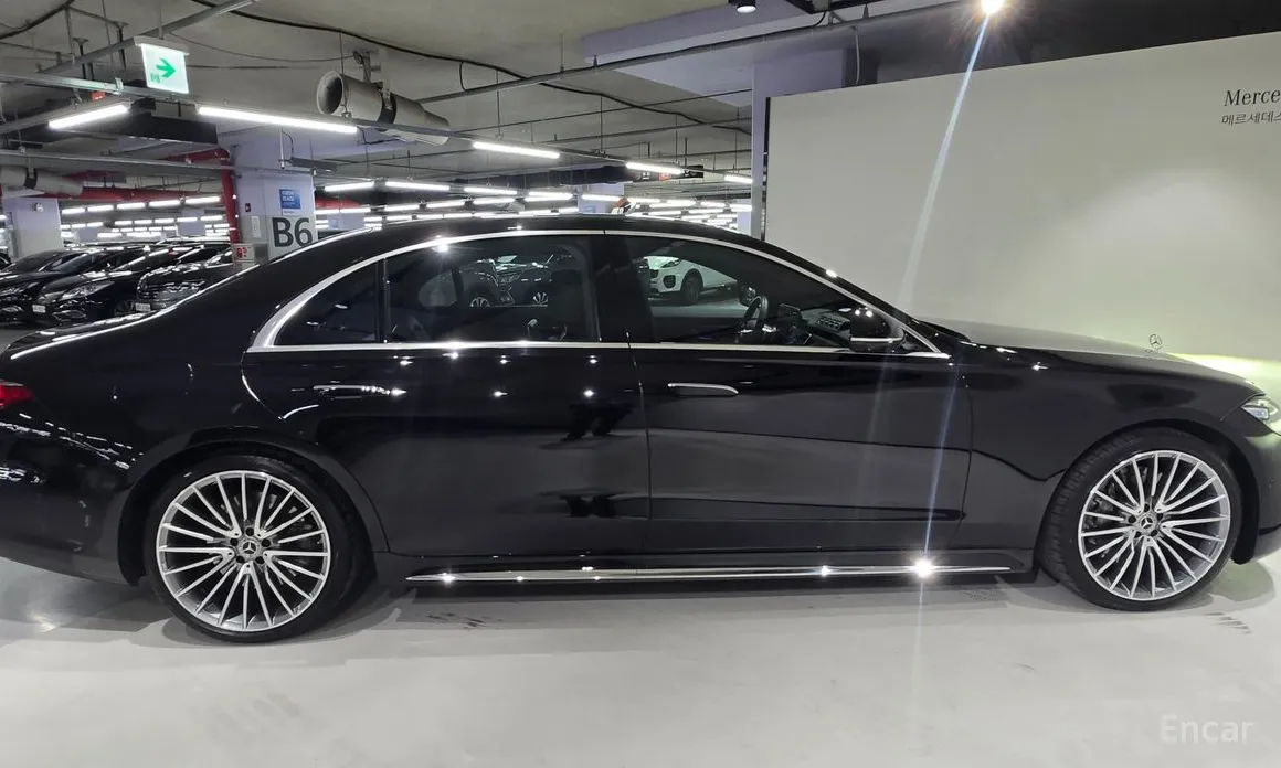 Фото 8 - Mercedes-Benz S-Class