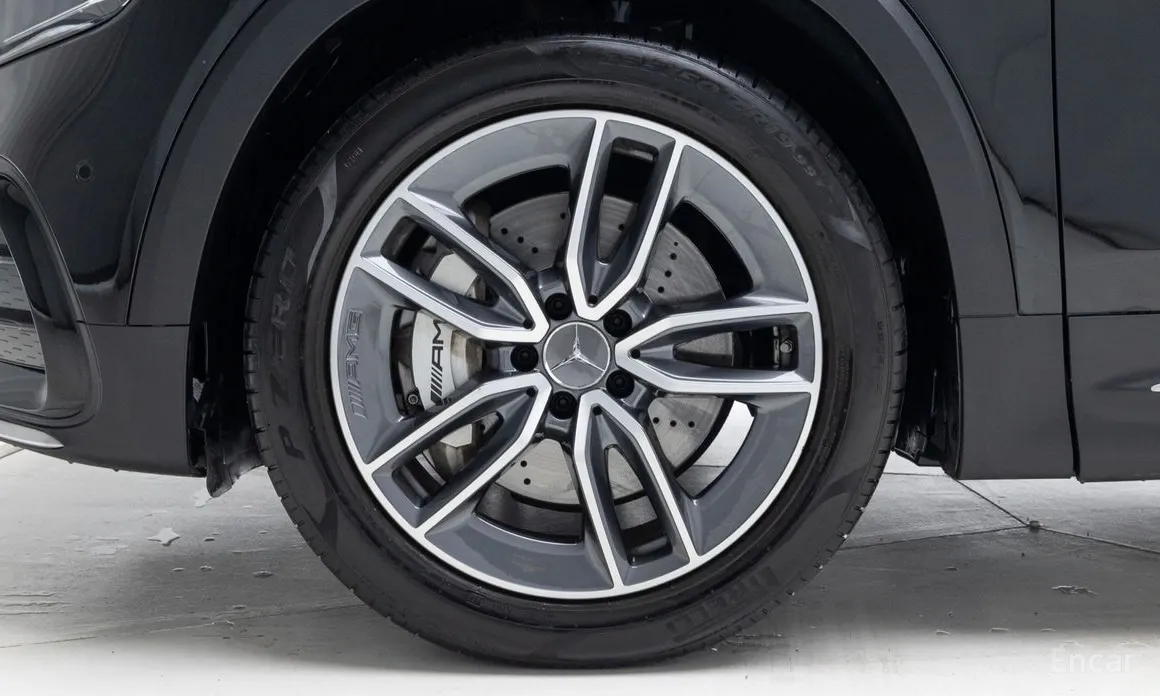Mercedes-Benz GLB-Class 2020 AMG GLB35 4MATIC