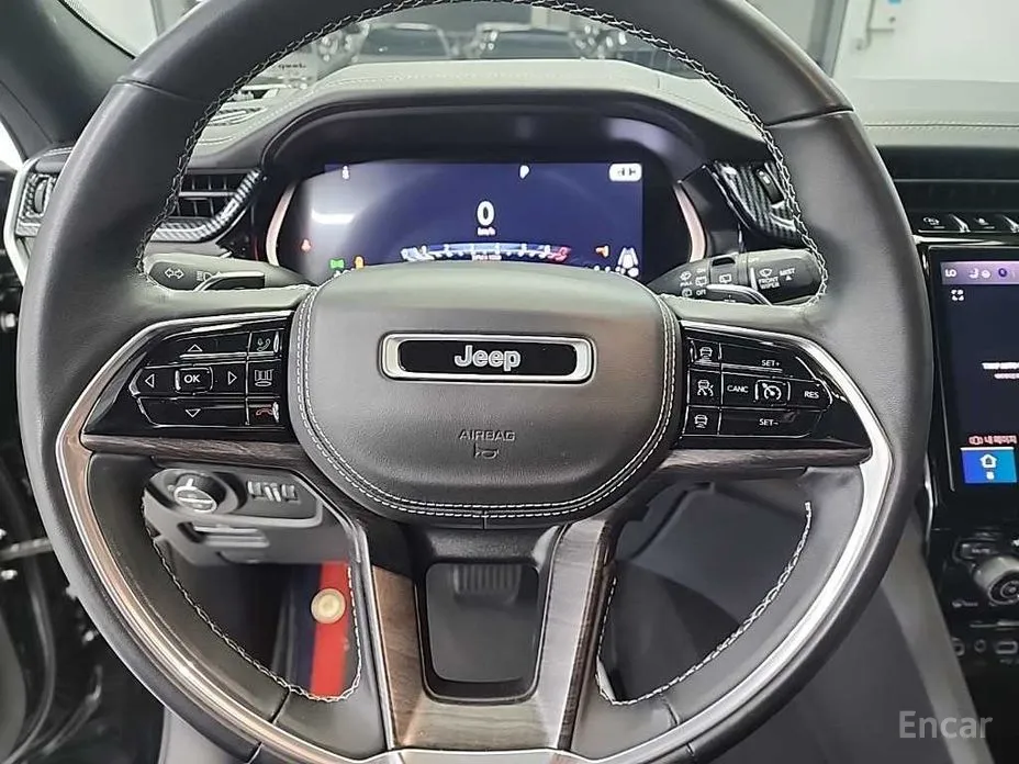 Фото 9 - Jeep Cherokee