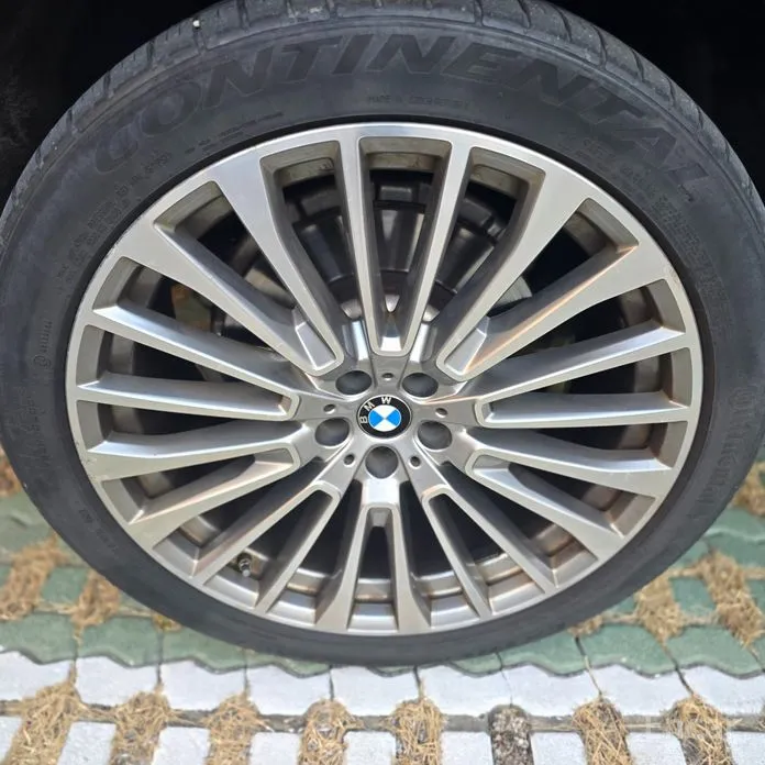 Фото 15 - BMW X7