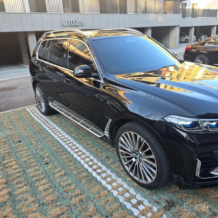 Фото 2 - BMW X7