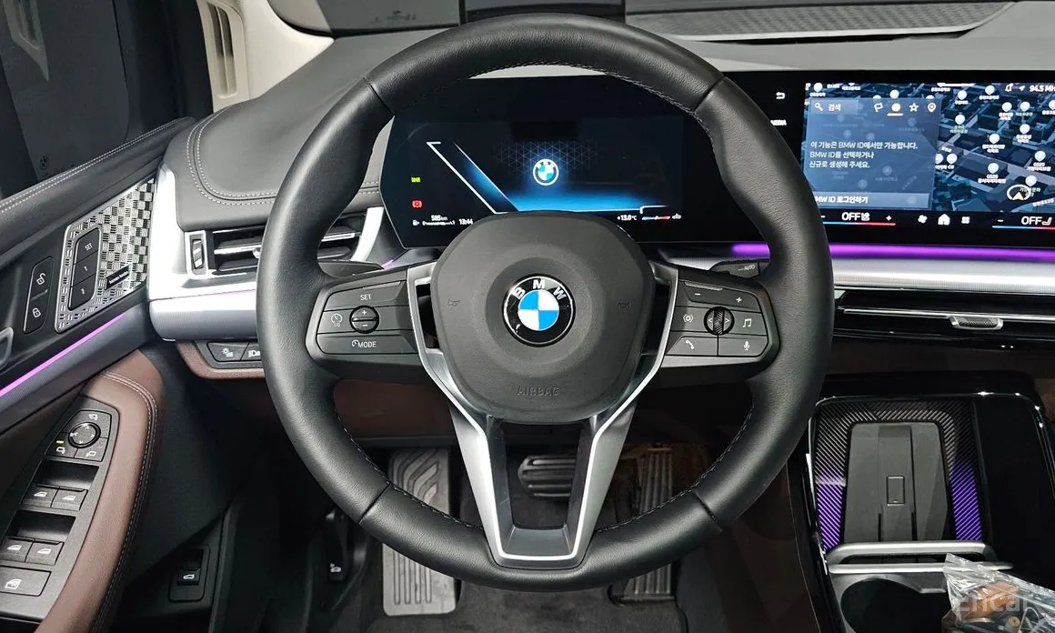 BMW 2 Series 2022 220i M Sport Design
