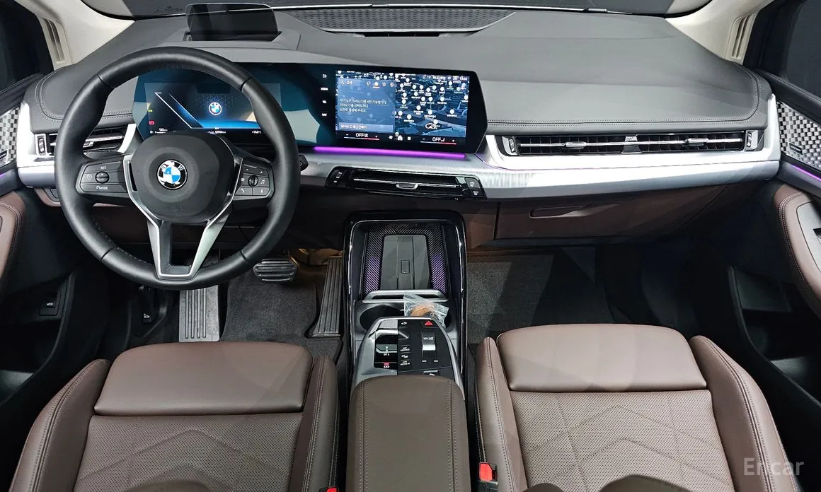 BMW 2 Series 2022 220i M Sport Design