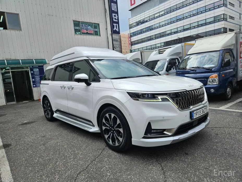 Фото 1 - Kia Carnival