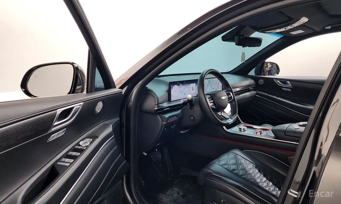 Фото 10 - Genesis GV80