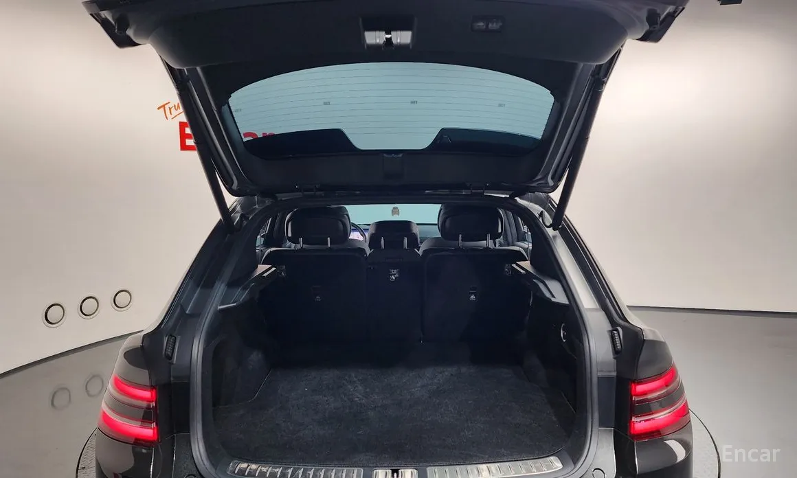 Фото 20 - Genesis GV80