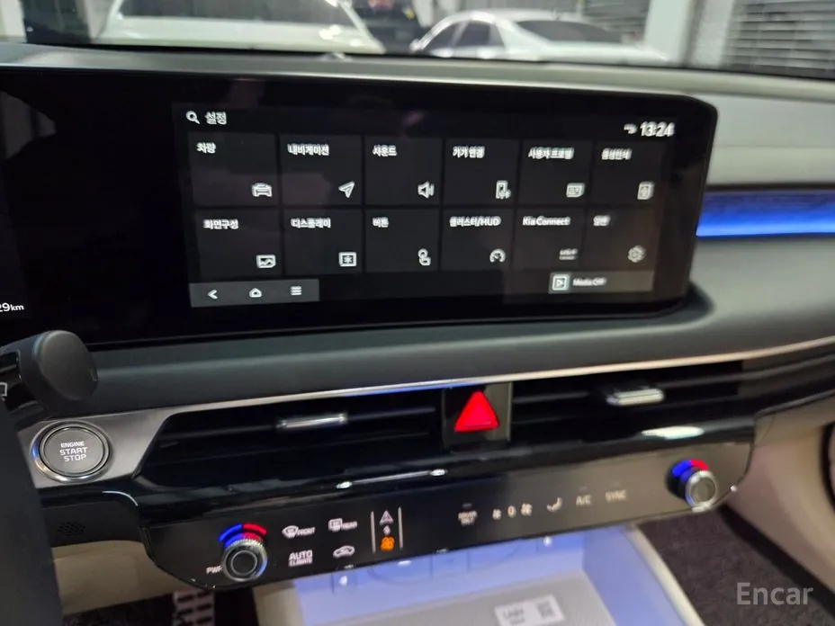 Фото 14 - Kia K8