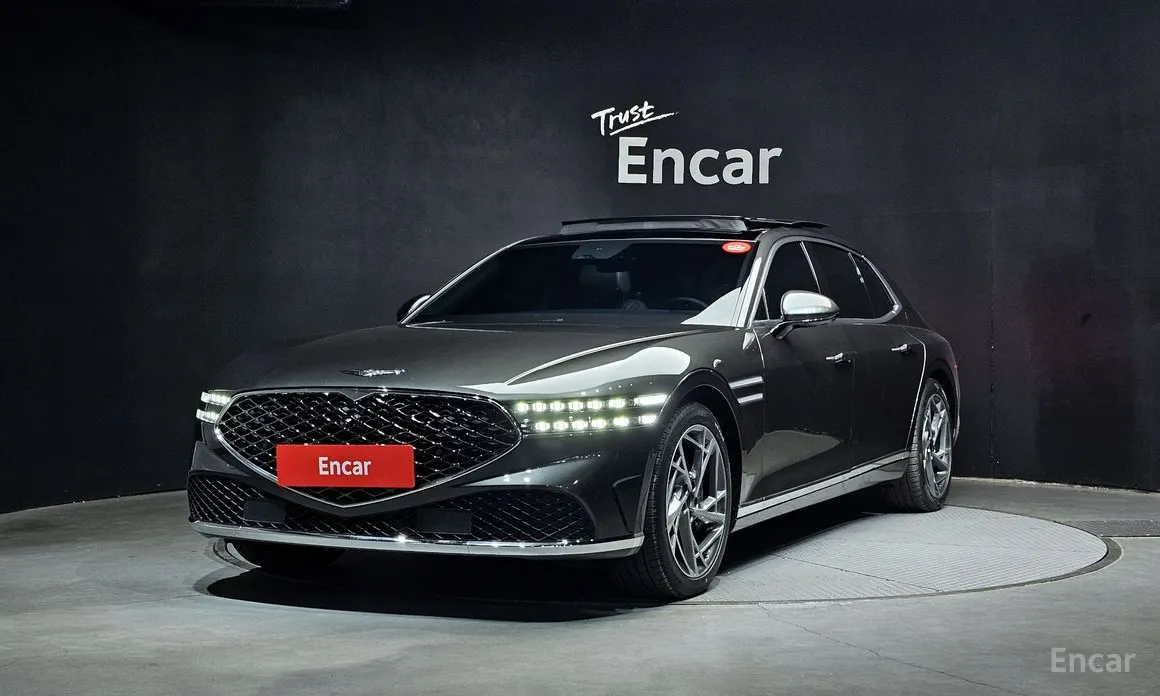 2021 Genesis G90