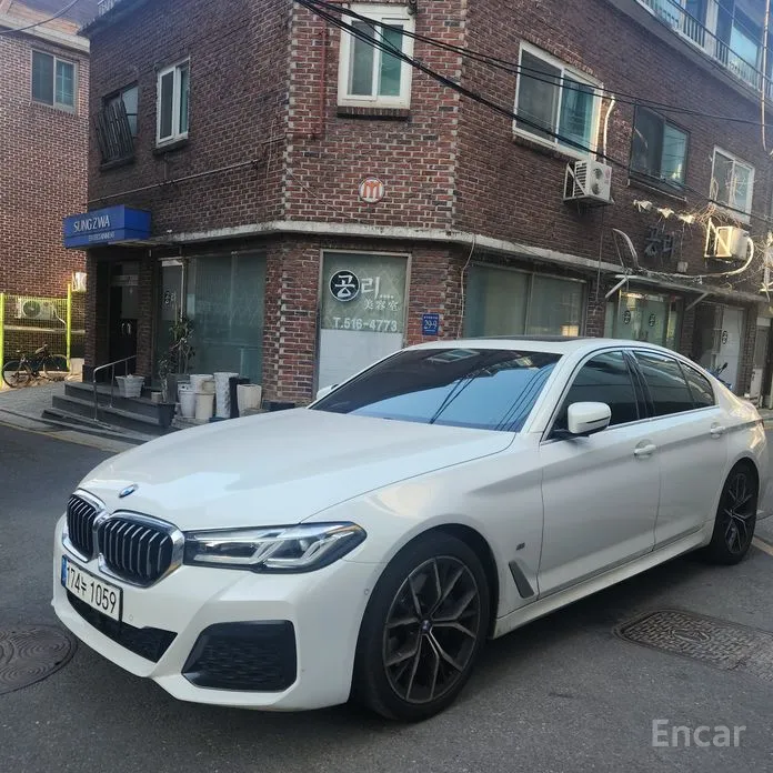 Фото 2 - BMW 5 Series