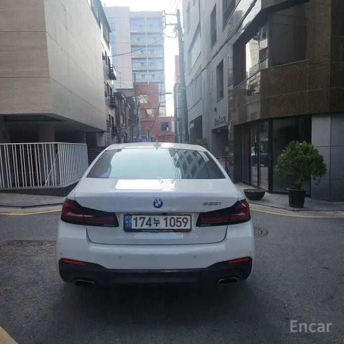 Фото 5 - BMW 5 Series