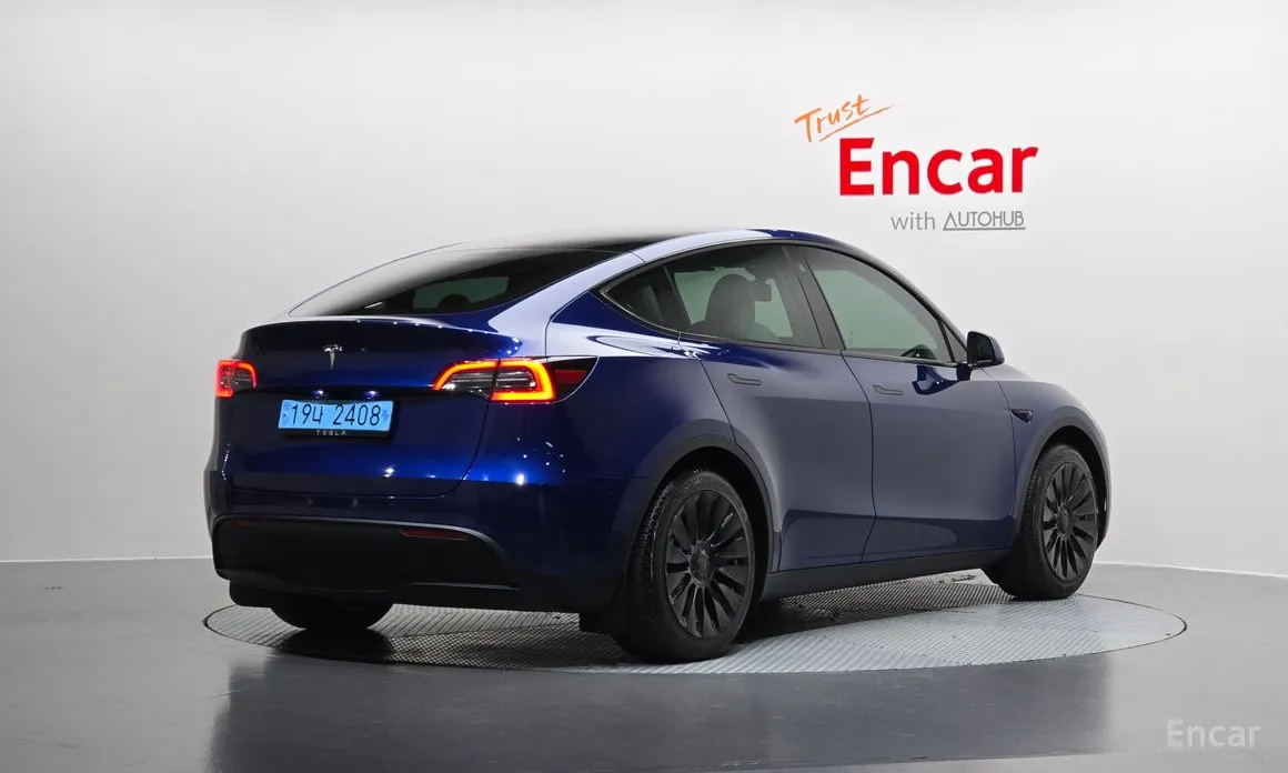 Фото 2 - Tesla Model Y