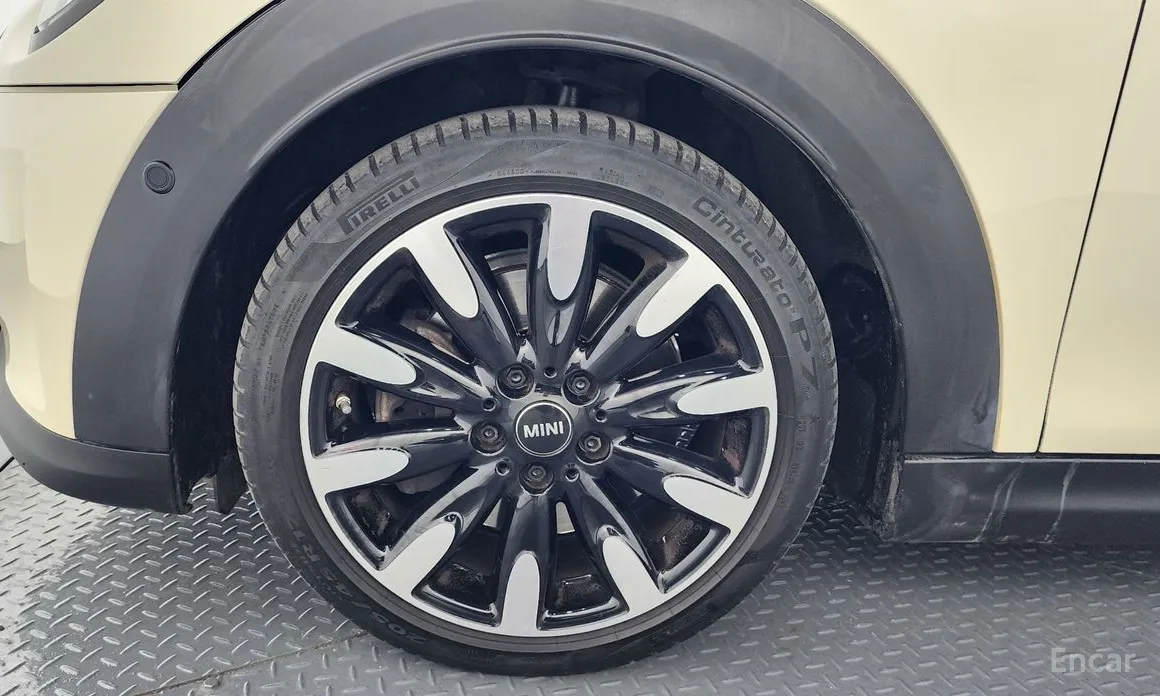 Фото 5 - Mini Cooper