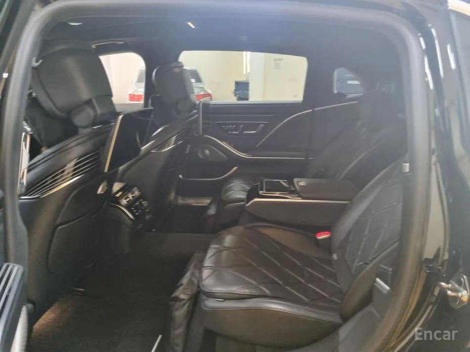 Фото 10 - Mercedes-Benz S-Class