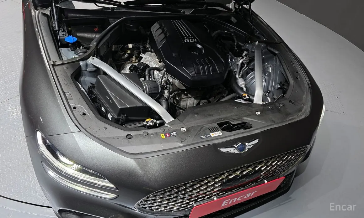 Фото 6 - Genesis G70