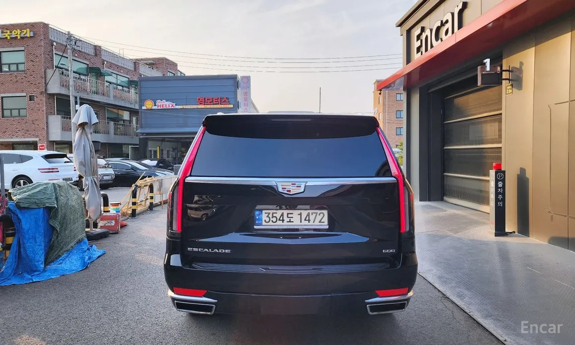 Фото 4 - Cadillac Escalade
