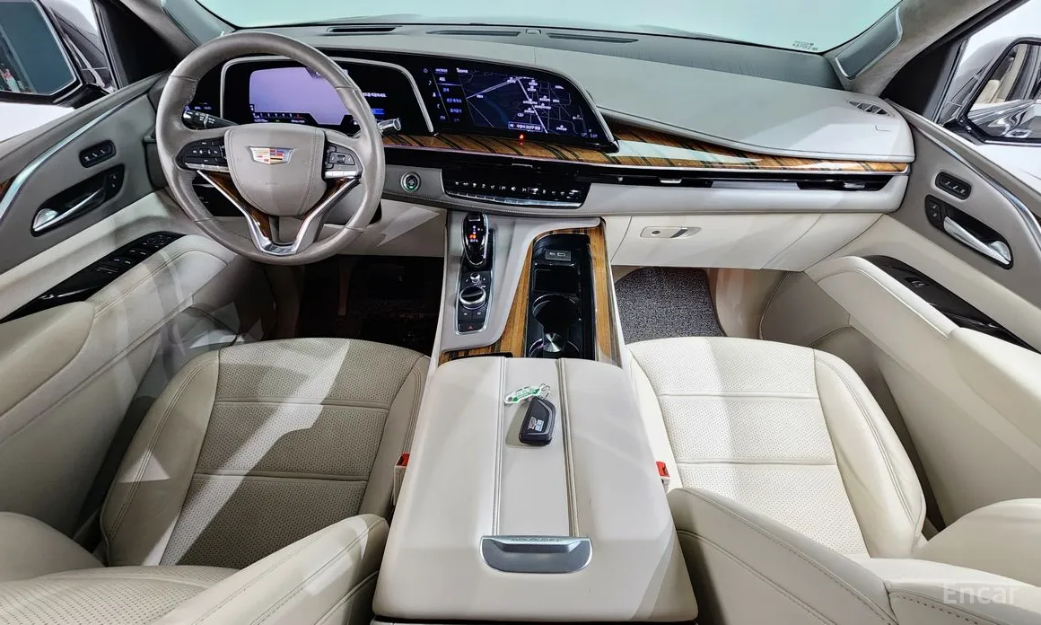 Фото 7 - Cadillac Escalade