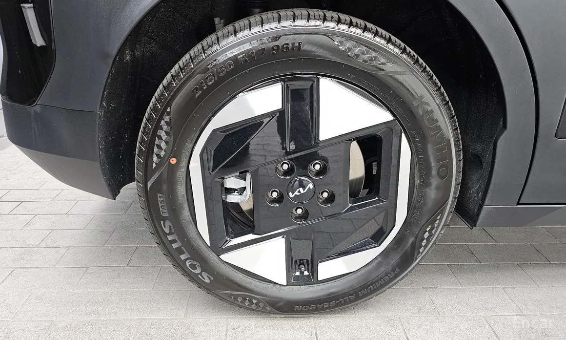 Фото 5 - Kia EV3