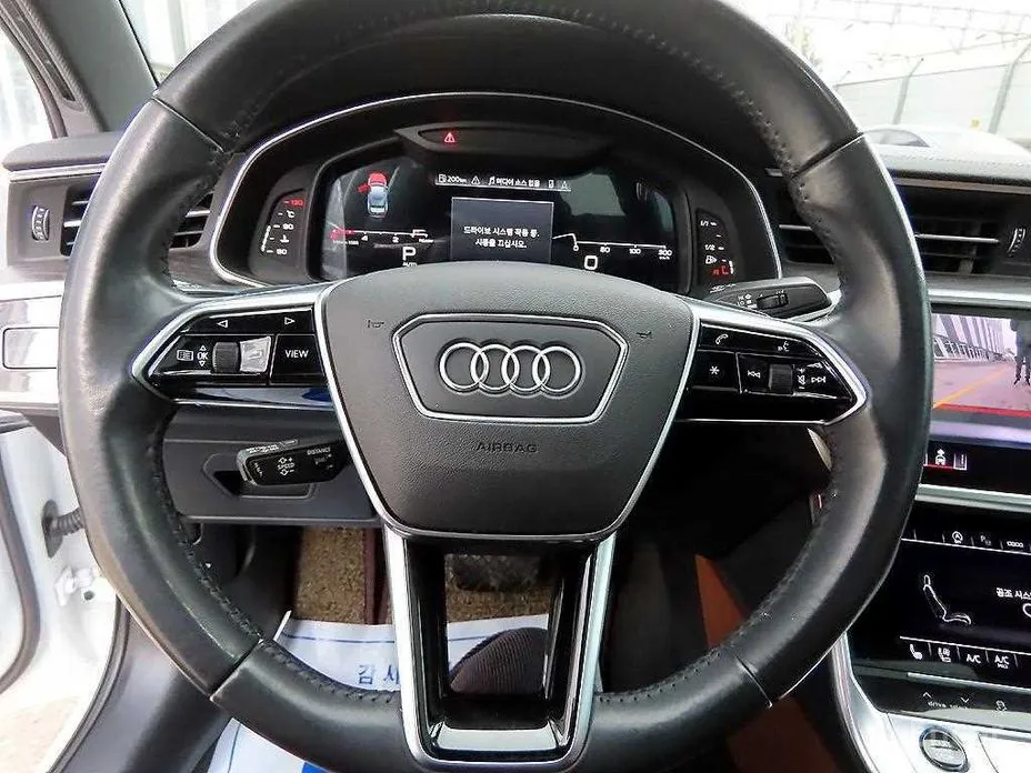 Photo 10 - Audi A6