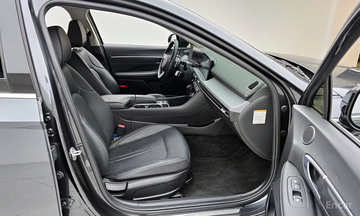 Фото 11 - Hyundai Sonata