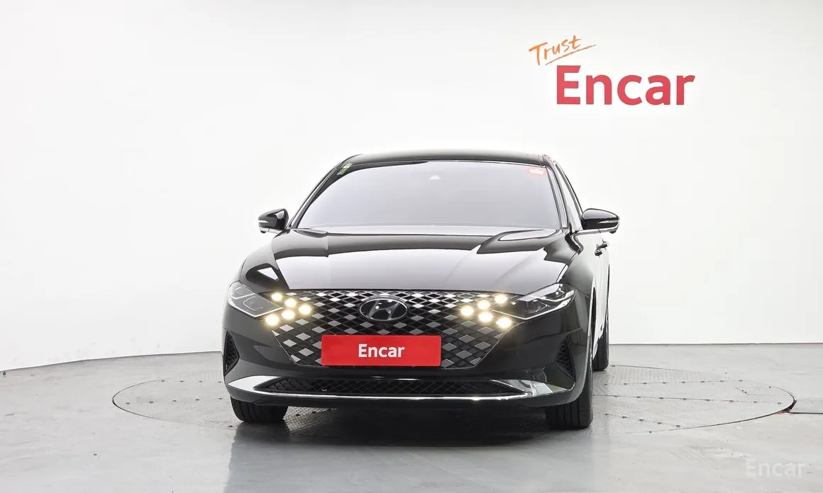 Фото 3 - Hyundai Grandeur