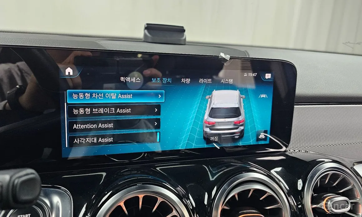 Mercedes-Benz GLB-Class 2020 GLB200 d
