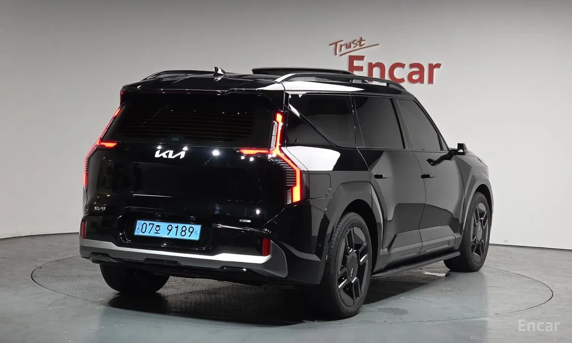 Фото 2 - Kia EV9