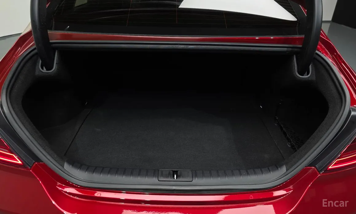 Genesis G70 2020 Gasoline 2.0T 4WD