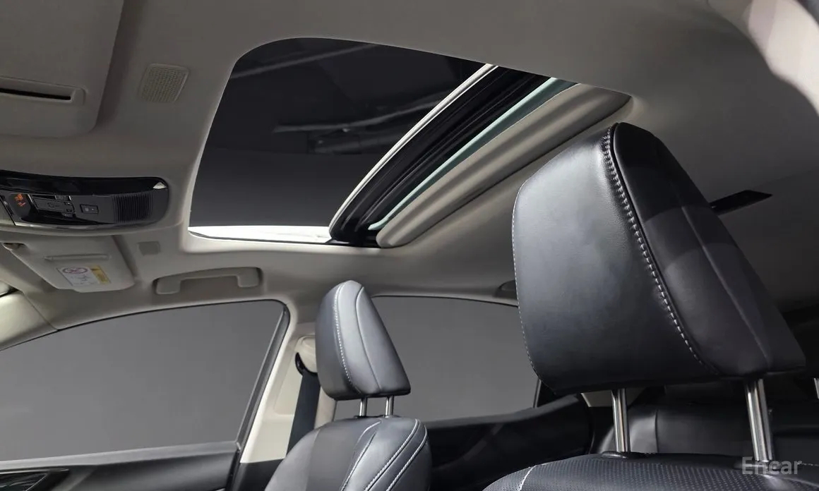 Фото 17 - Lexus NX