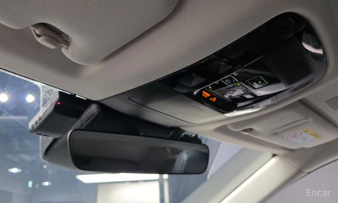 Фото 18 - Lexus NX