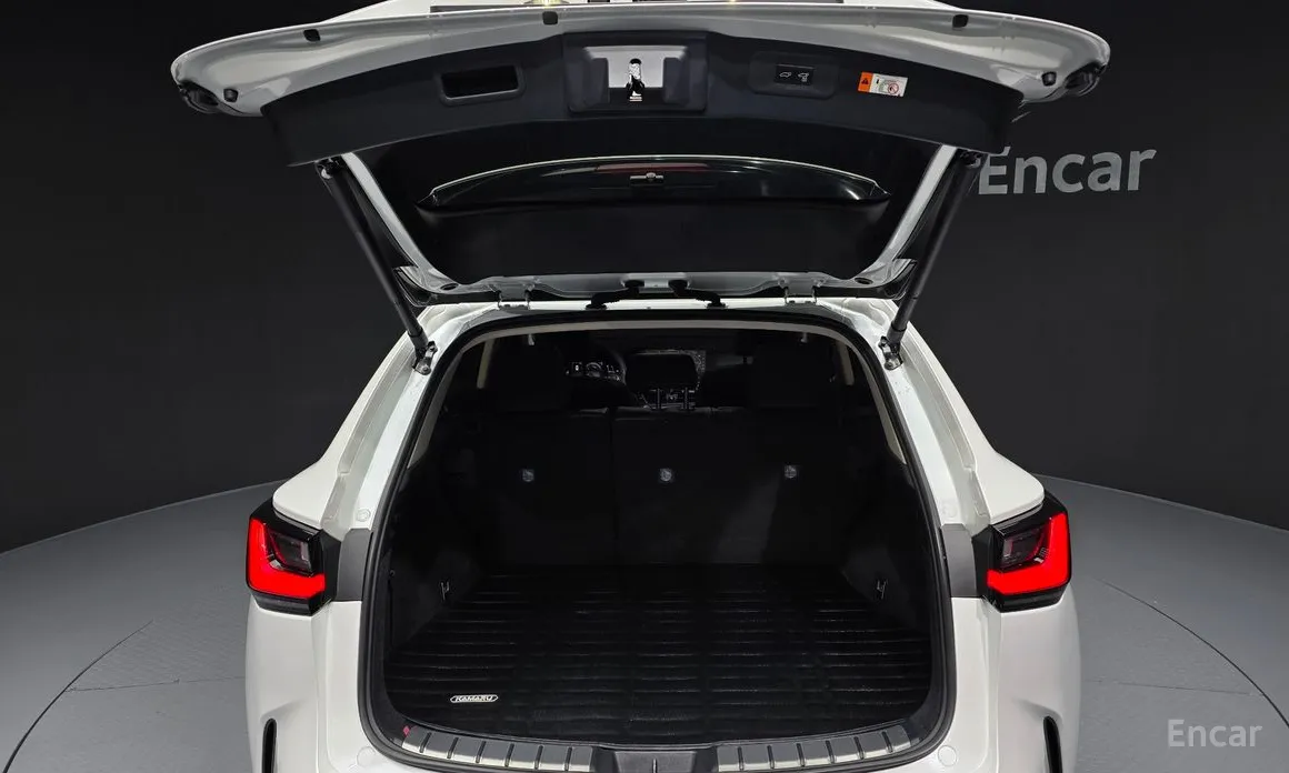 Фото 20 - Lexus NX