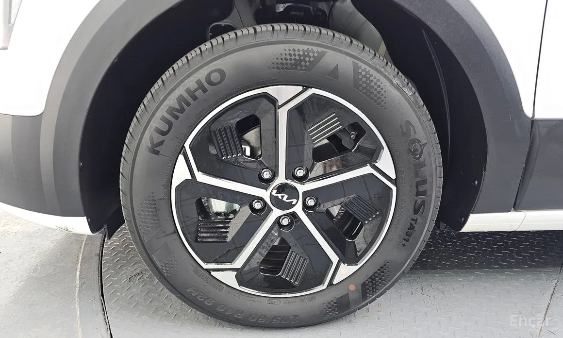 Фото 5 - Kia Niro