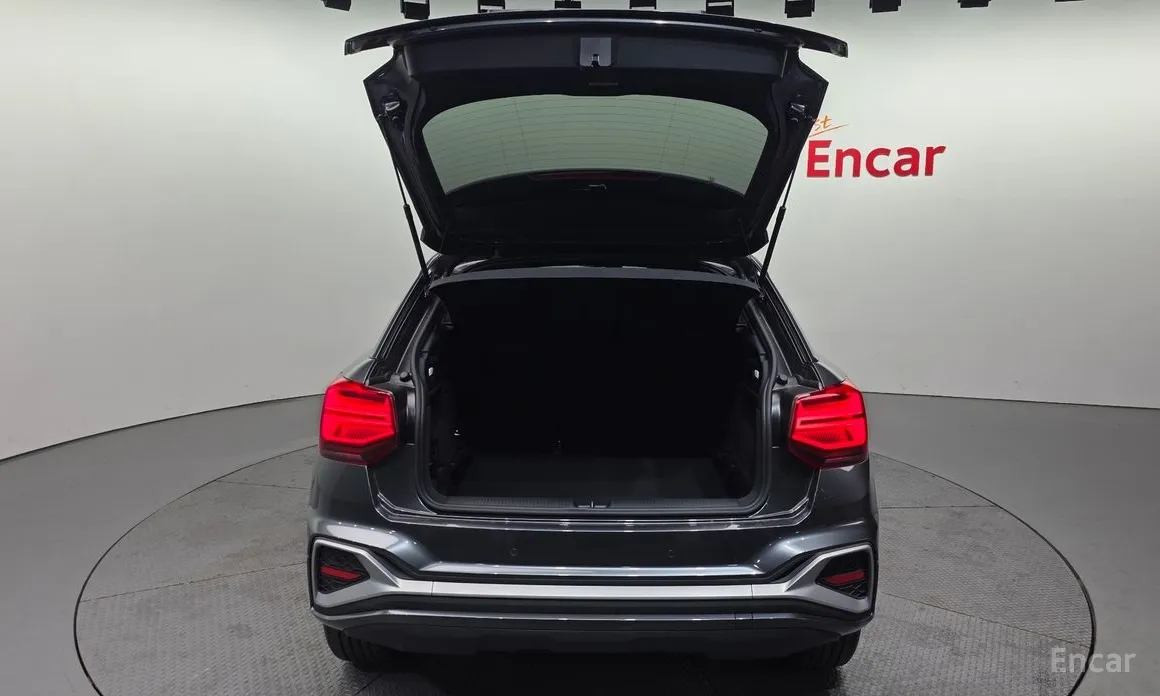Audi Q2 2017 35 TDI Premium