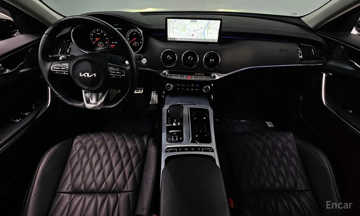 Фото 7 - Kia Stinger