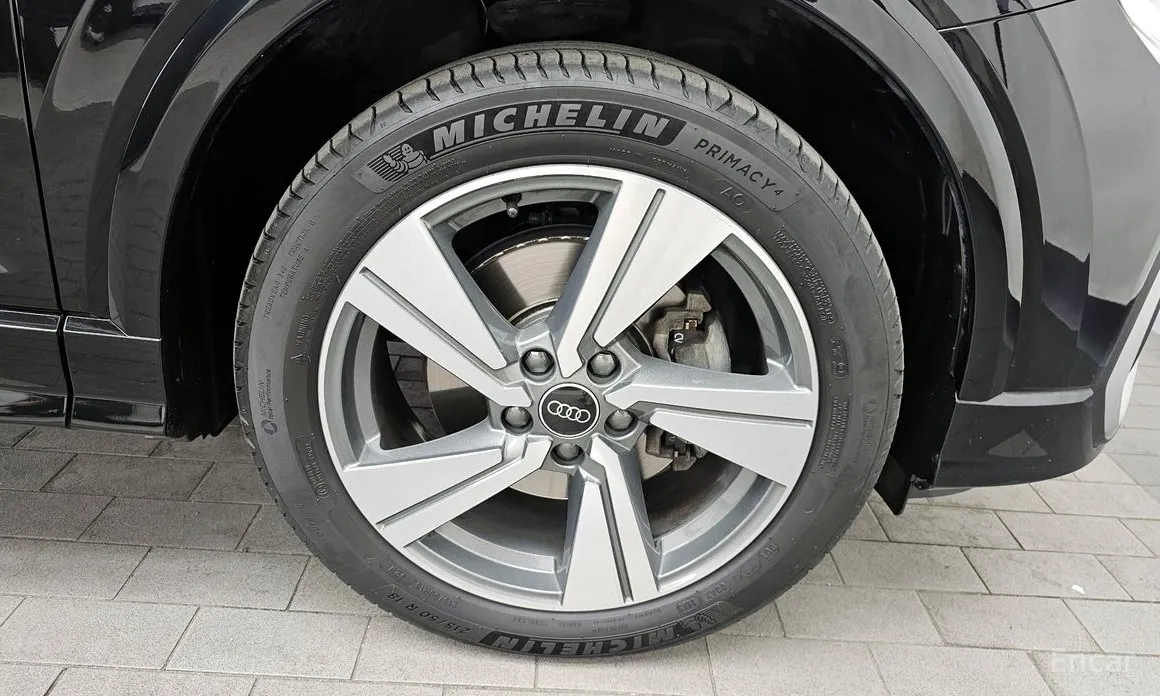 Фото 5 - Audi Q2