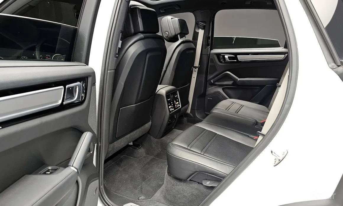 Porsche Cayenne 2019 3.0 PLATINUM EDITION