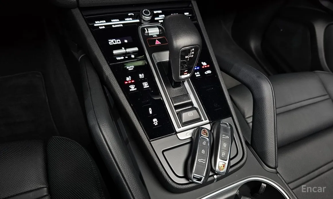 Porsche Cayenne 2019 3.0 PLATINUM EDITION
