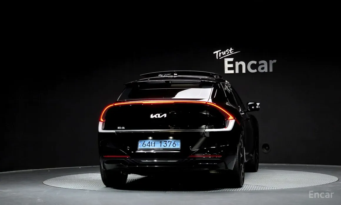 Фото 4 - Kia EV6