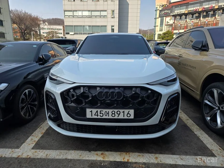 Audi Q5 2025 40 TDI Quattro S Line Black Edition