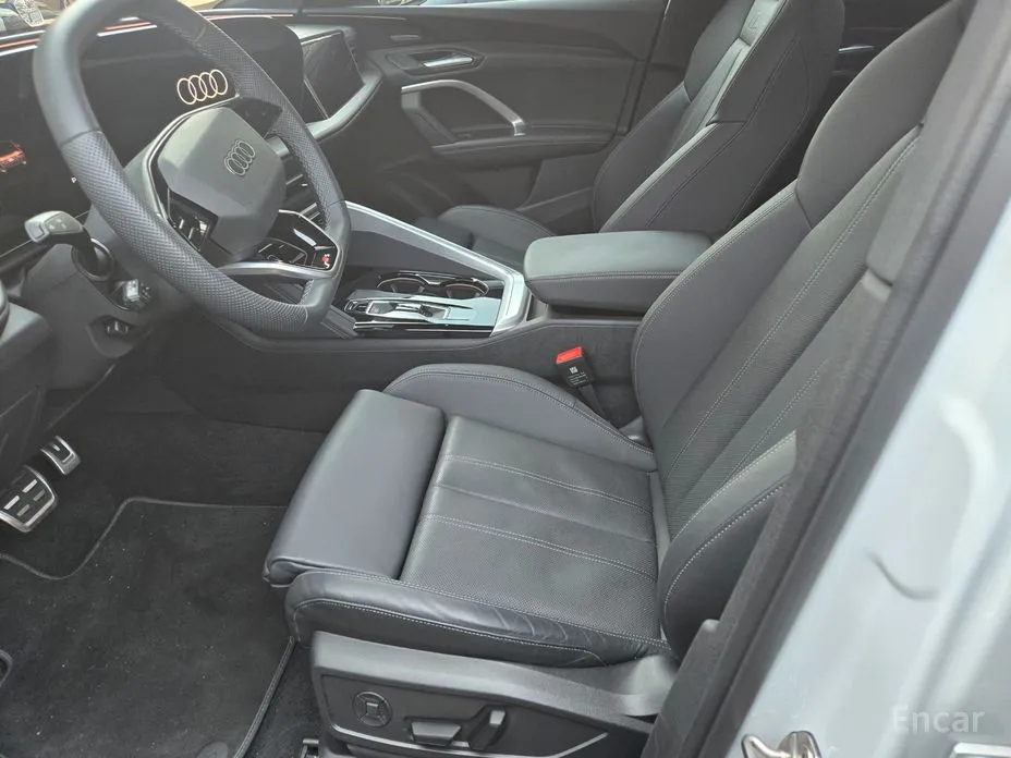 Audi Q5 2025 40 TDI Quattro S Line Black Edition