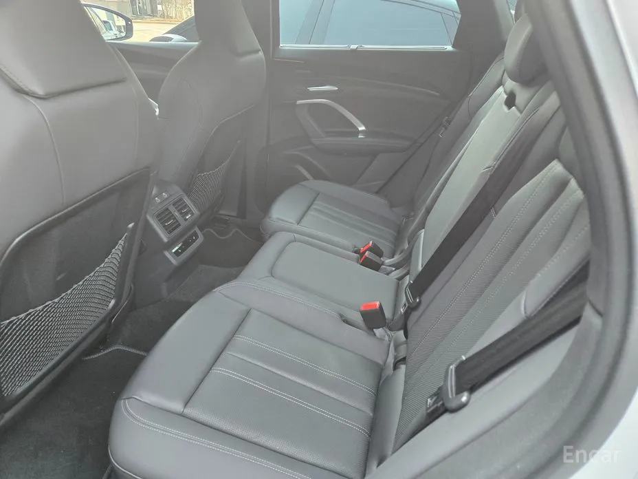 Audi Q5 2025 40 TDI Quattro S Line Black Edition