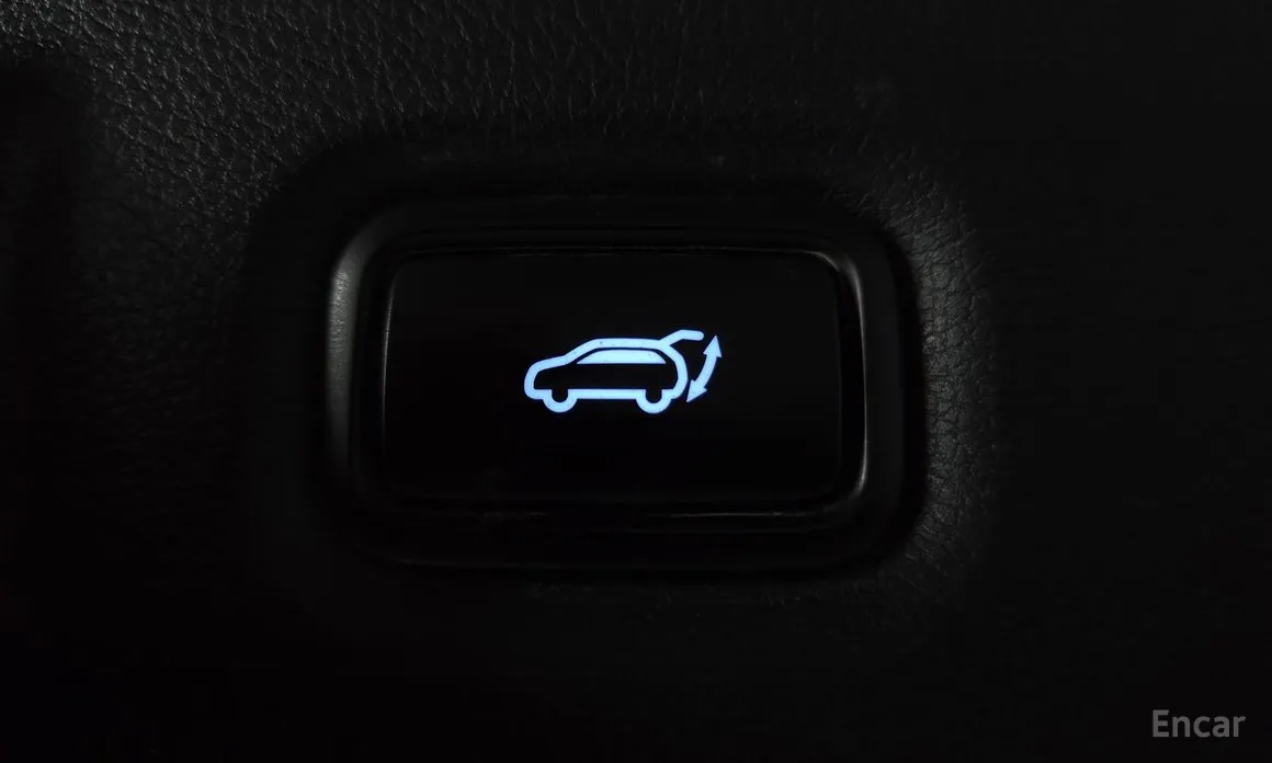 Фото 20 - Hyundai Santa Fe